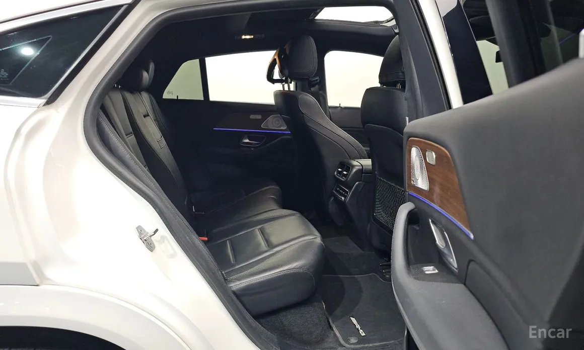 Фото 12 - Mercedes-Benz GLE-Class