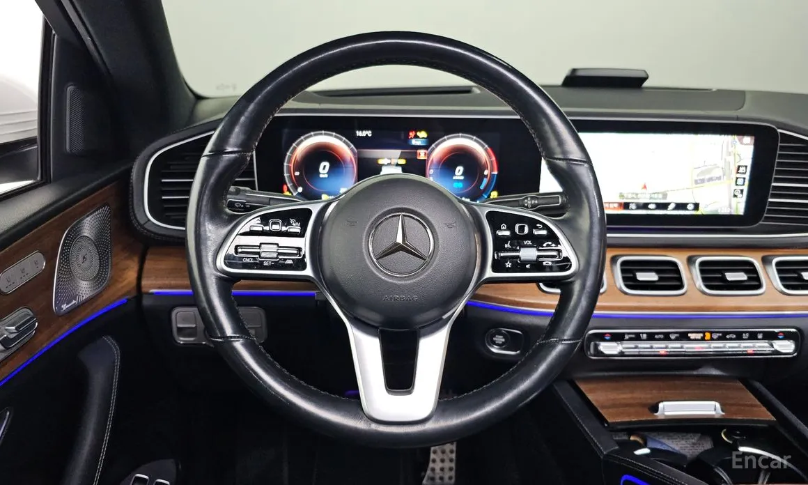 Фото 13 - Mercedes-Benz GLE-Class