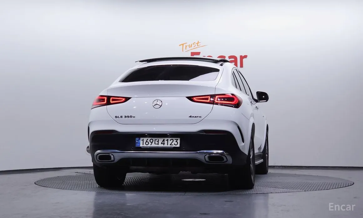 Фото 4 - Mercedes-Benz GLE-Class