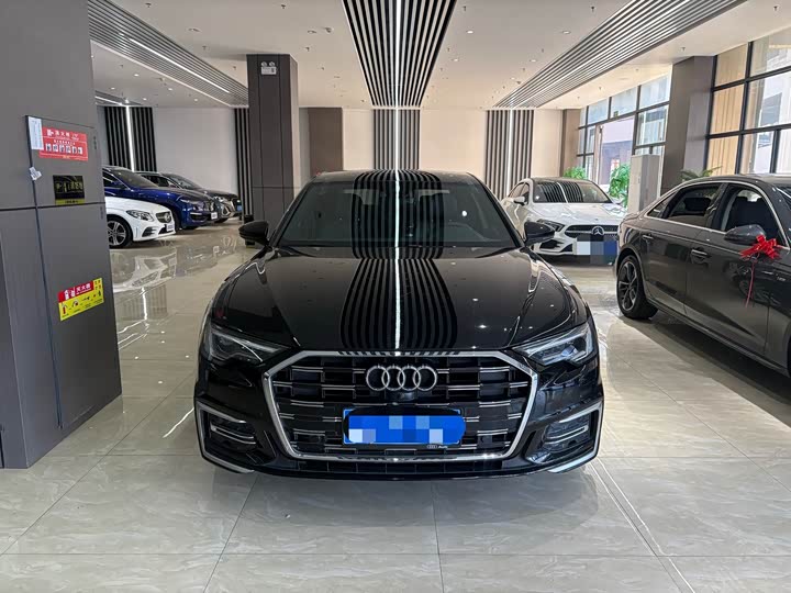 Фото 2 - Audi A6L