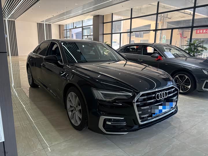 Фото 3 - Audi A6L