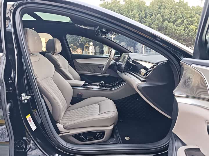 Фото 7 - BYD Han