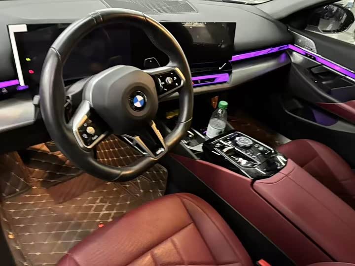 Фото 5 - BMW 5 Series