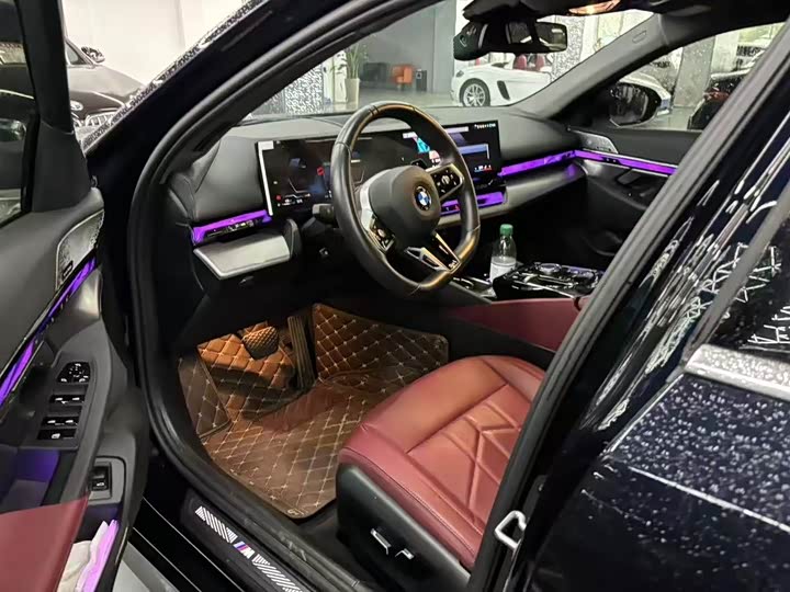 Фото 9 - BMW 5 Series