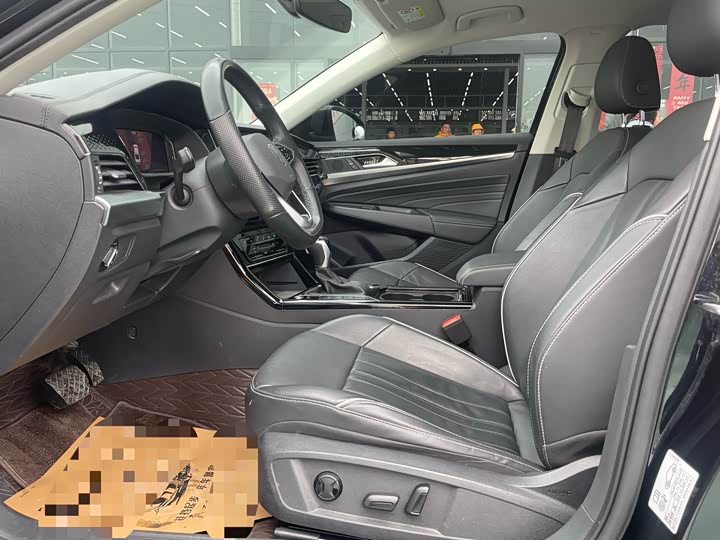 Фото 4 - Volkswagen Passat