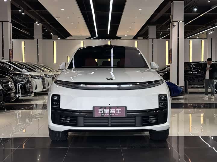 Фото 2 - LiXiang L7