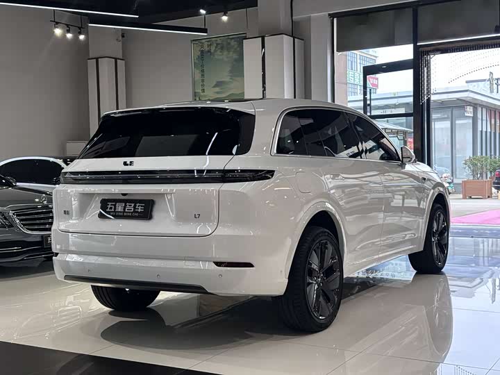 Фото 7 - LiXiang L7