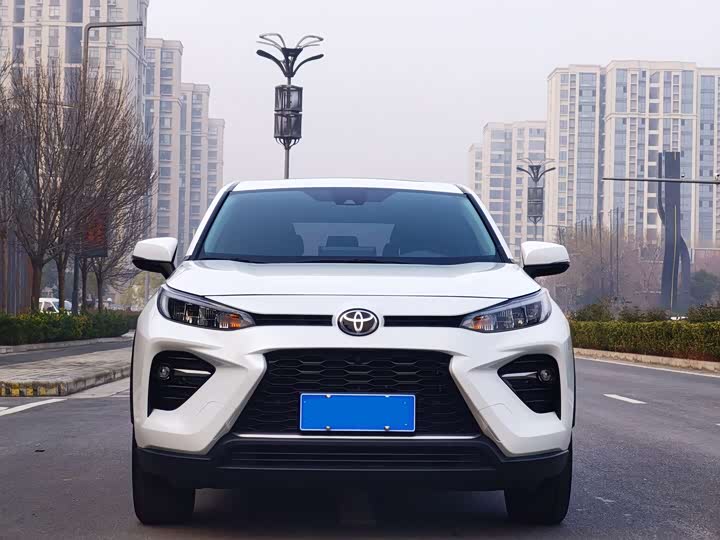 Фото 2 - Toyota Wildlander