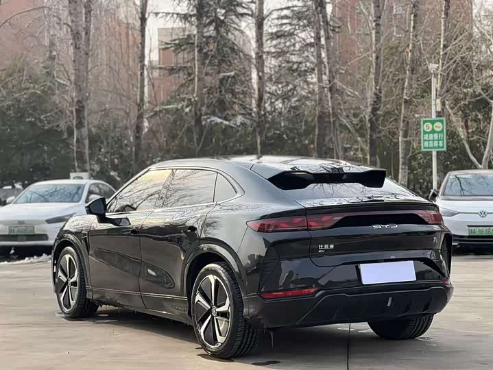 Фото 9 - BYD Song L