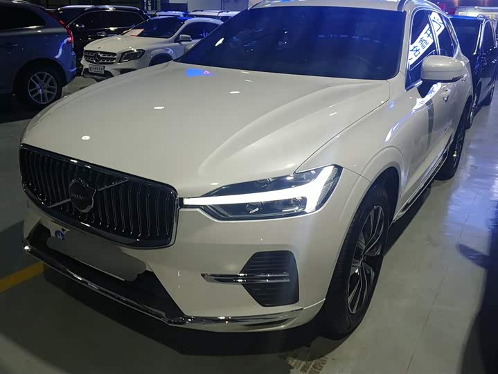 Фото 1 - Volvo XC60