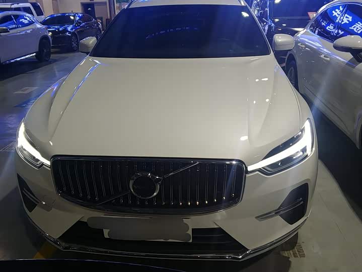 Фото 2 - Volvo XC60