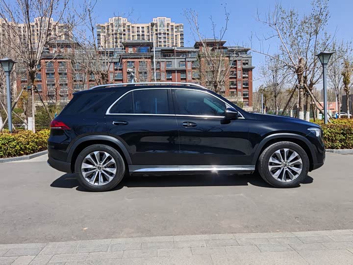 Фото 9 - Mercedes-Benz GLE-Class