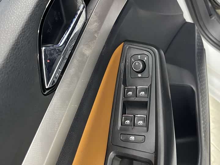 Фото 7 - Volkswagen Bora