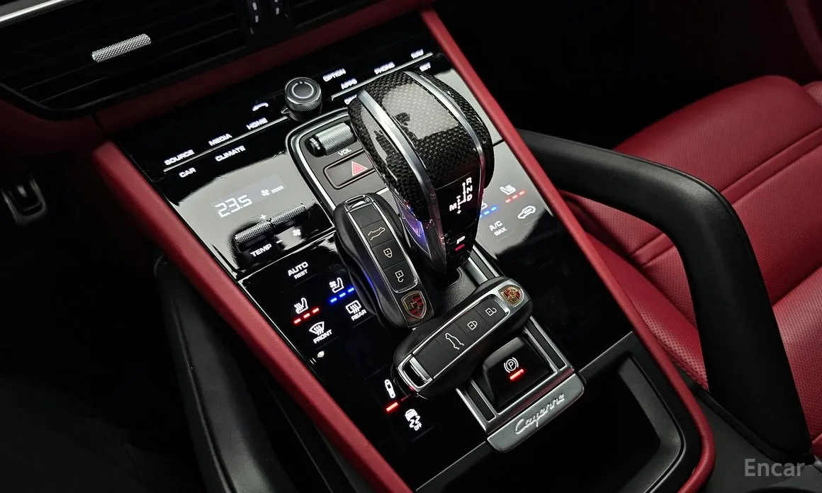 Фото 9 - Porsche Cayenne