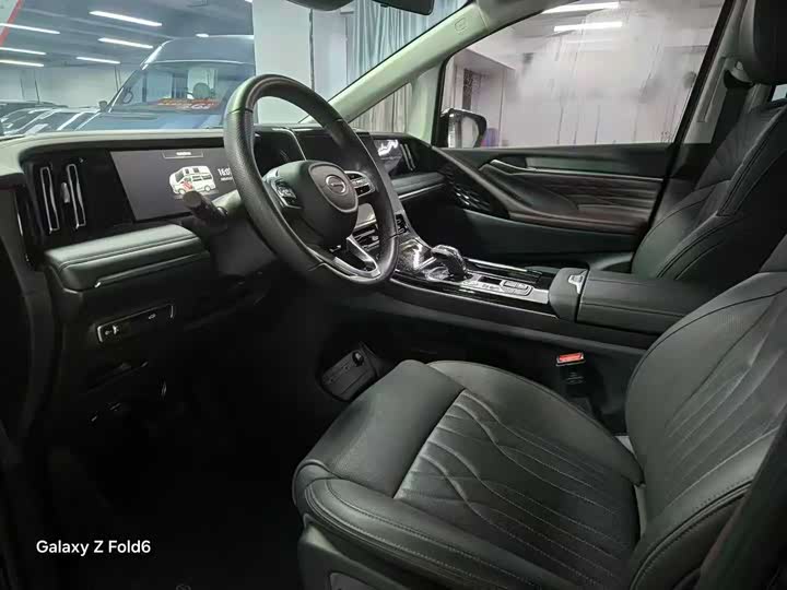 Фото 4 - GAC Trumpchi M8