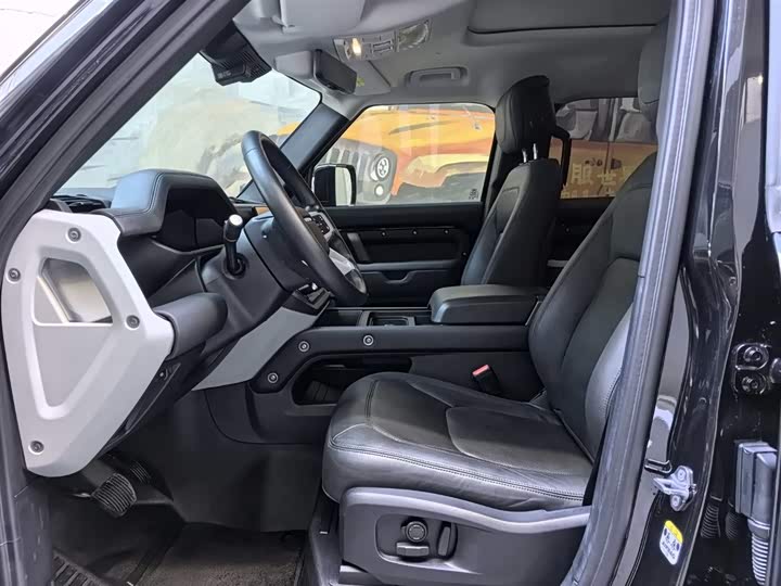 Фото 7 - Land Rover Defender