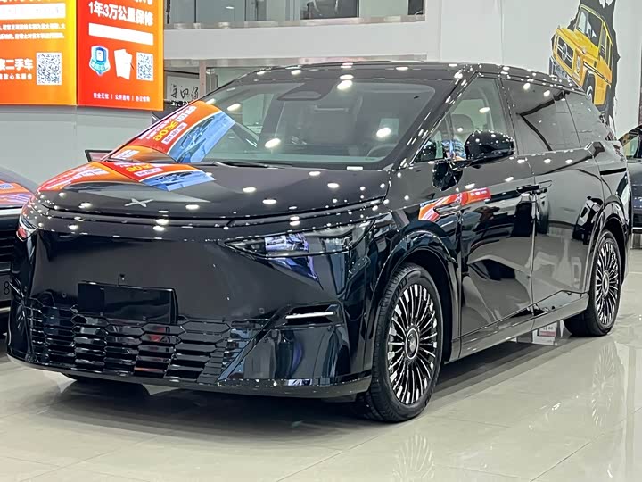 Фото 1 - XPeng X9