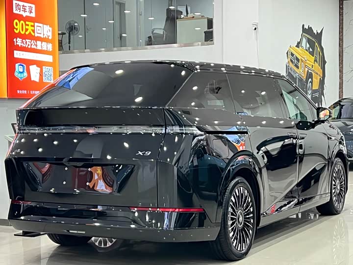 Фото 4 - XPeng X9