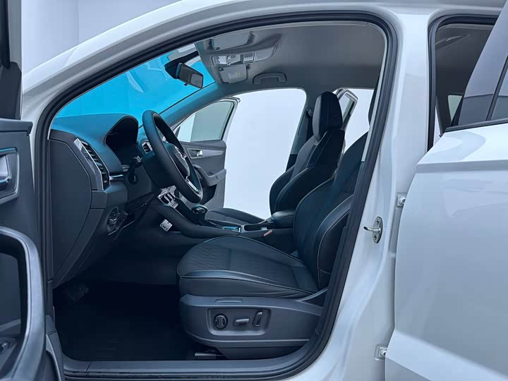 Фото 8 - Skoda Karoq