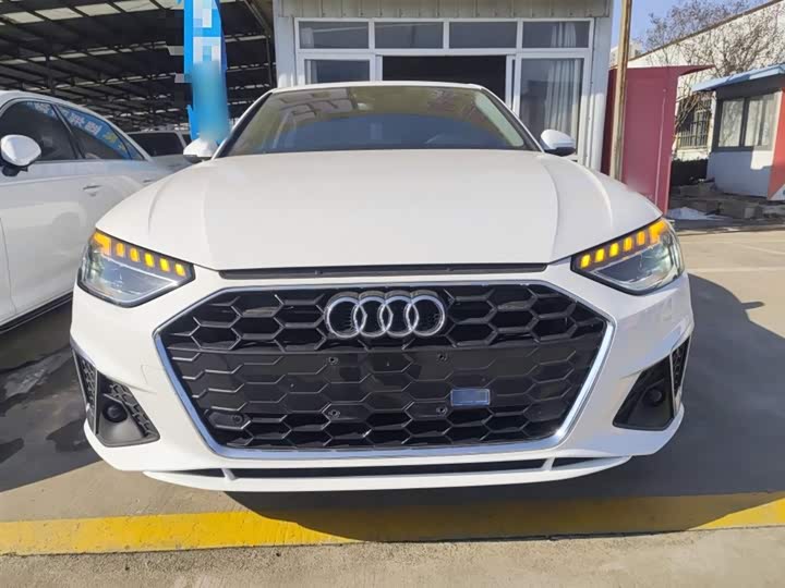 Фото 3 - Audi A4L