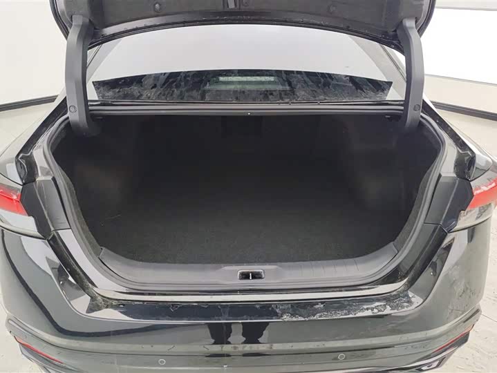 Фото 4 - Nissan Teana