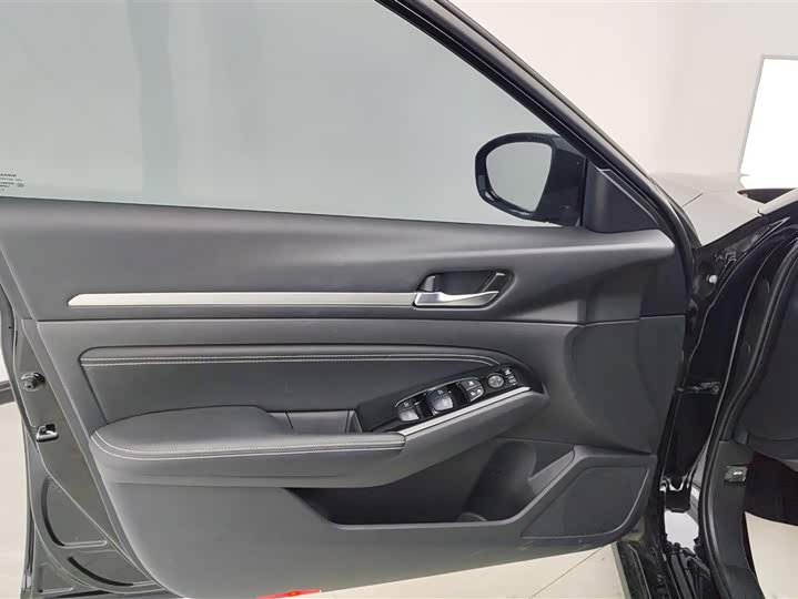 Фото 7 - Nissan Teana