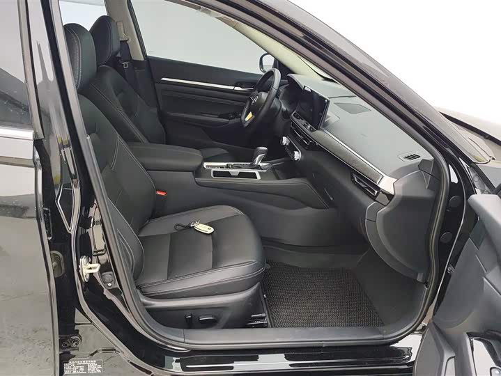 Фото 8 - Nissan Teana