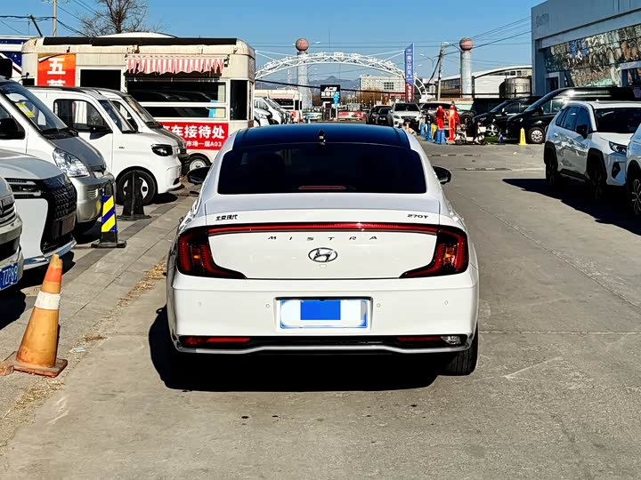 Фото 3 - Hyundai Mistra