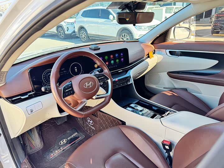 Фото 5 - Hyundai Mistra