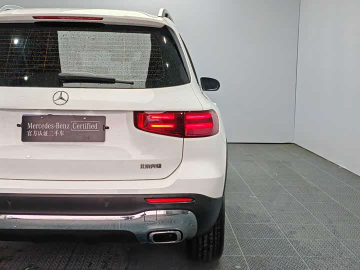 Фото 8 - Mercedes-Benz GLB-Class