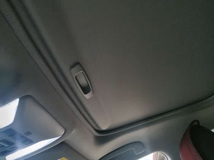 Фото 9 - Toyota RAV4