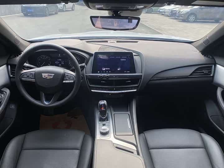 Фото 7 - Cadillac CT5