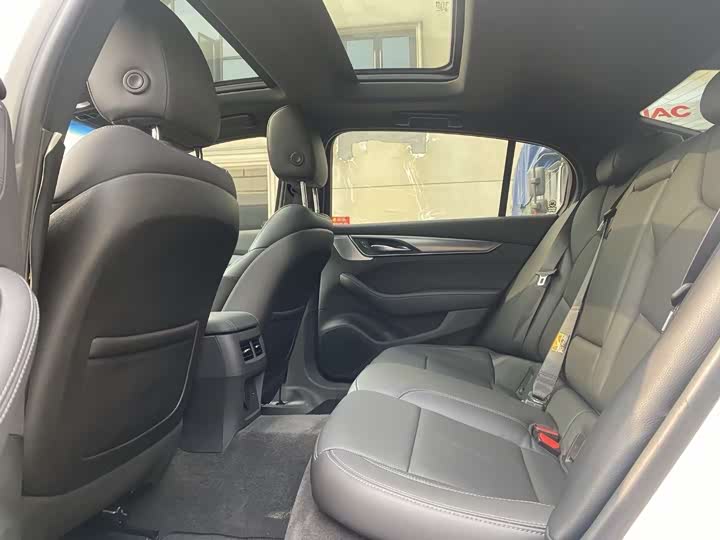 Фото 8 - Cadillac CT5