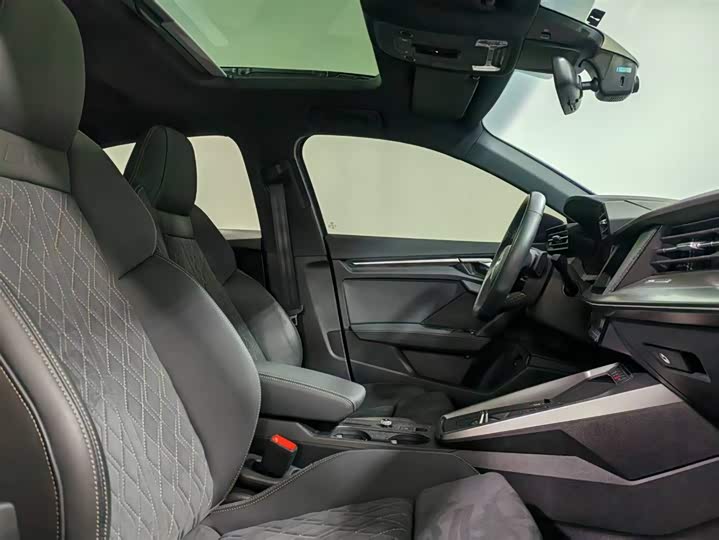 Фото 8 - Audi A3