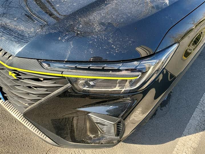 Фото 5 - Roewe RX5