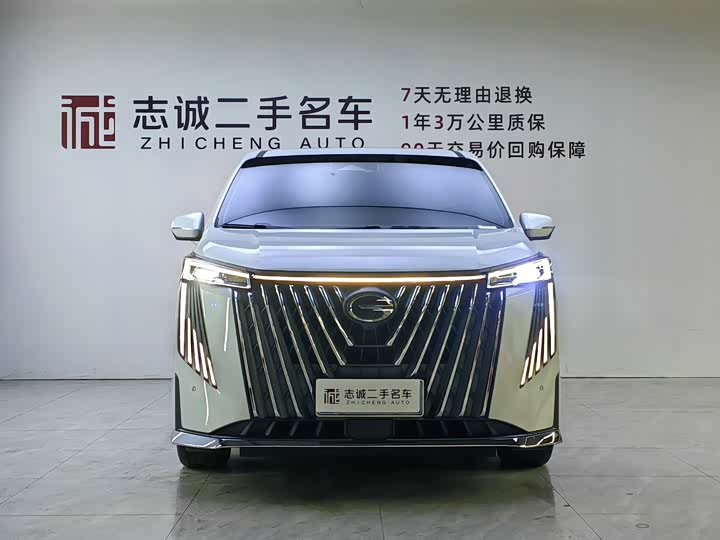 Фото 2 - GAC Trumpchi M8