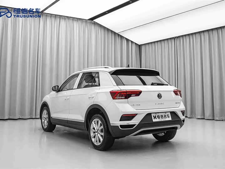 Фото 7 - Volkswagen T-Roc