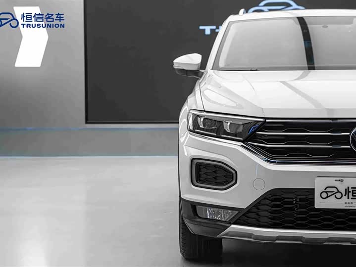 Фото 8 - Volkswagen T-Roc