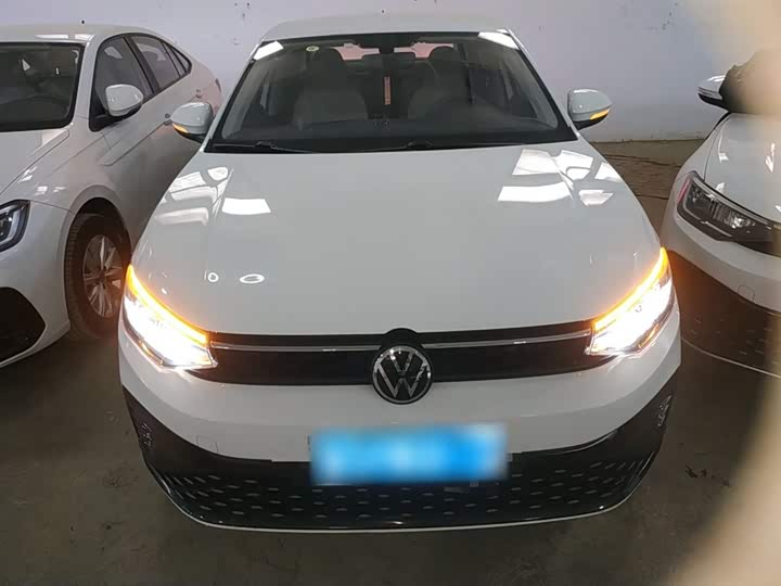Фото 3 - Volkswagen Lavida
