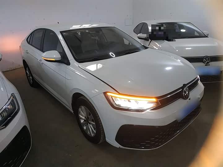 Фото 4 - Volkswagen Lavida