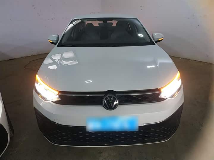 Фото 3 - Volkswagen Lavida