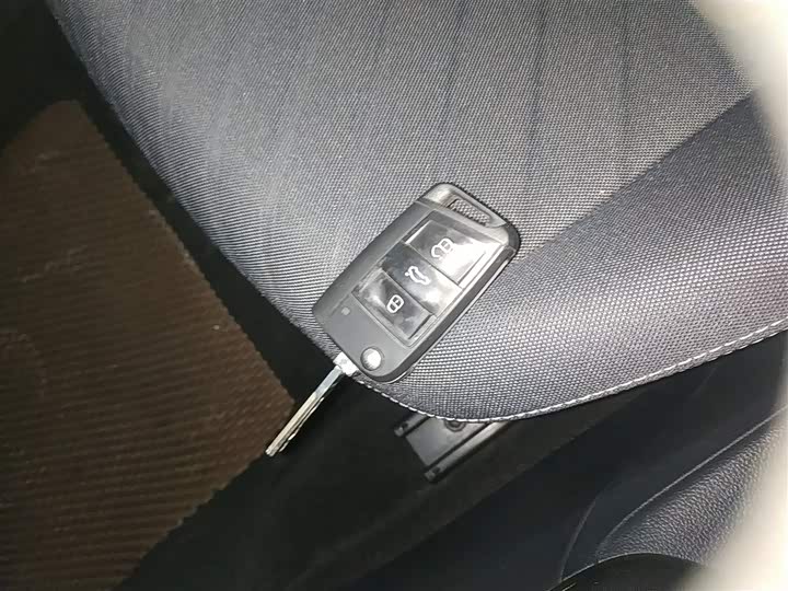 Фото 9 - Volkswagen Lavida