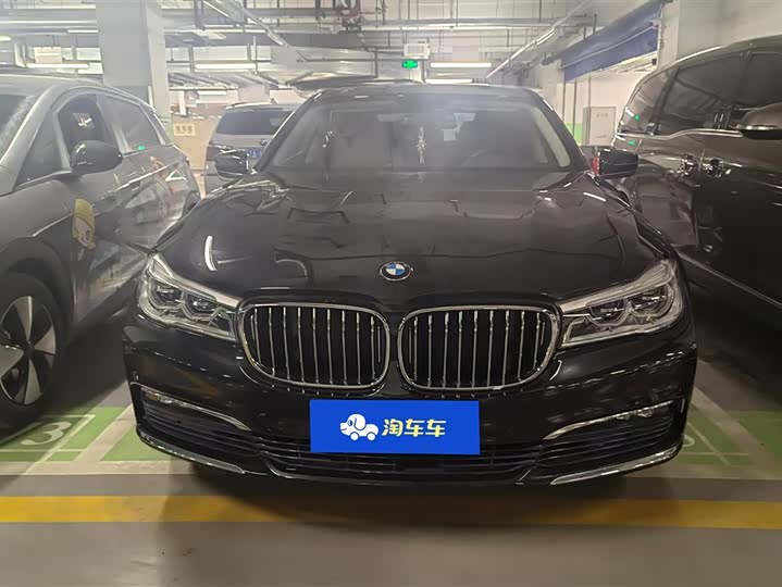 Фото 2 - BMW 7 Series