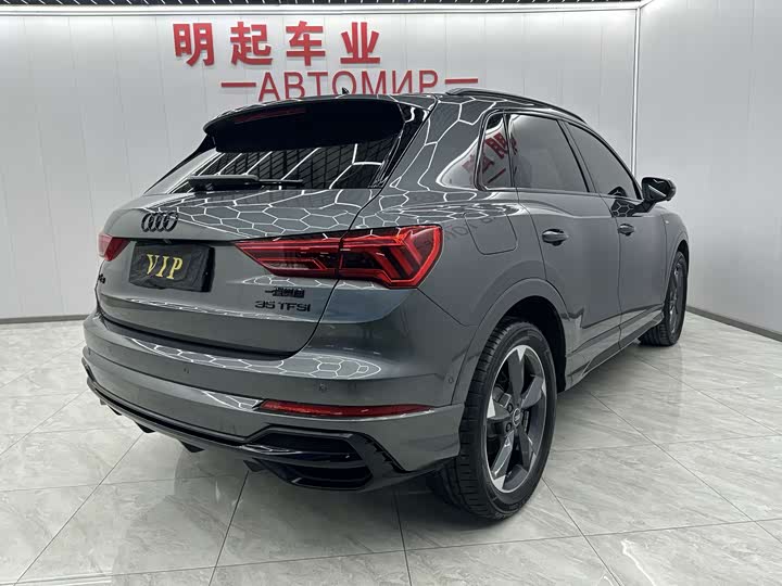 Фото 7 - Audi Q3