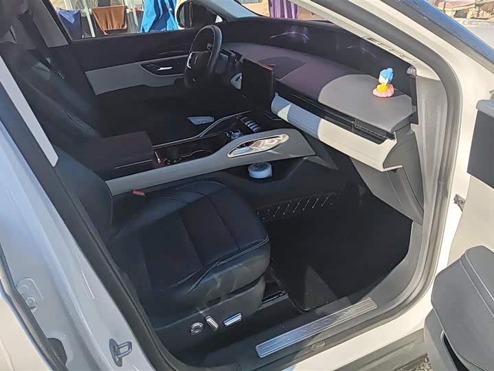 Фото 8 - Lincoln Nautilus