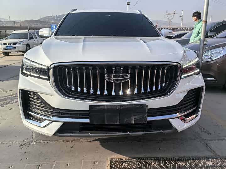 Фото 2 - Geely Monjaro