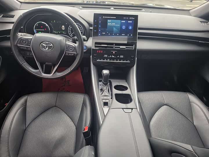 Фото 6 - Toyota Avalon