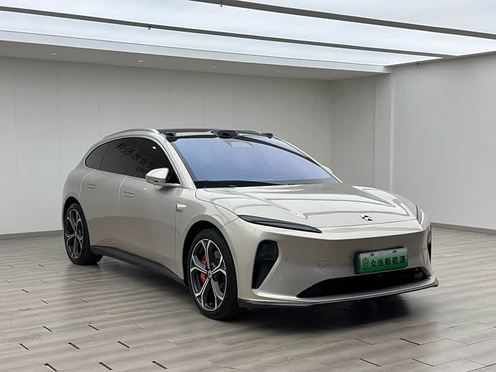 Фото 3 - Nio ET5T