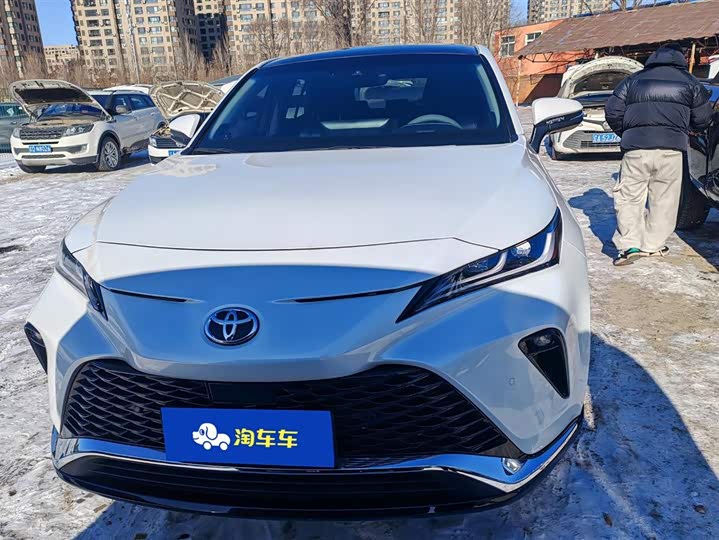 Фото 2 - Toyota Venza