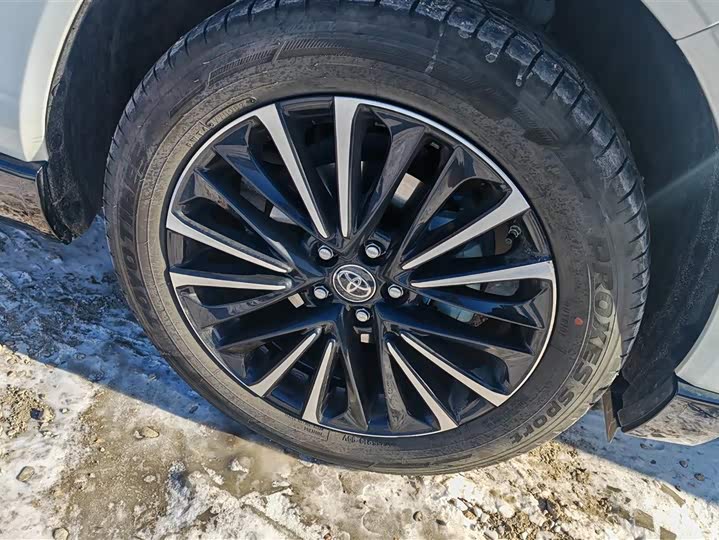 Фото 6 - Toyota Venza